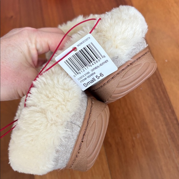 NWT Dearfoams slippers - Picture 5 of 6